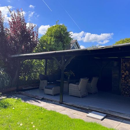 Cosy Vacation Home With Large Fenced Garden Bruinisse Esterno foto